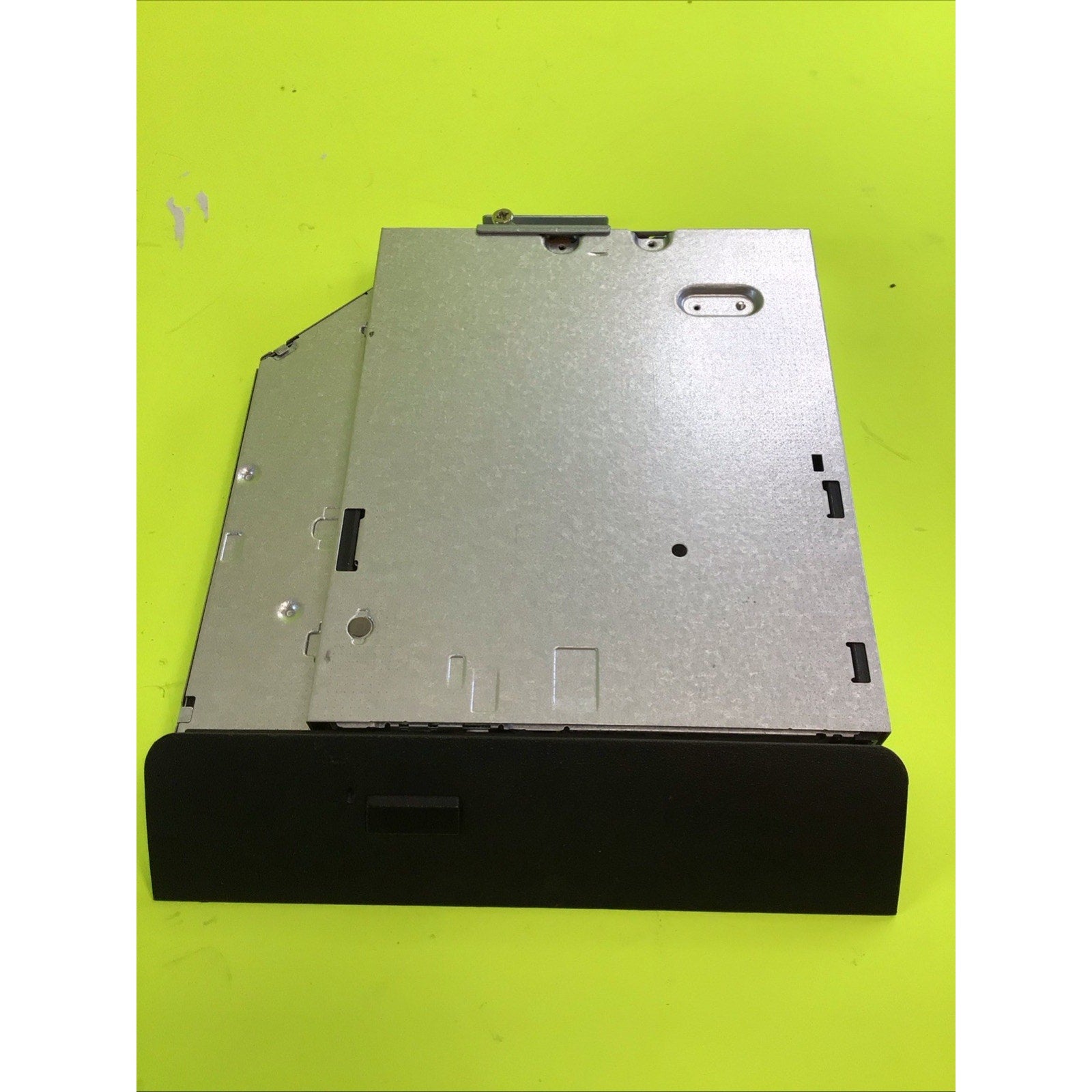 HP DVD Writer Drive Model UJ8E1 NO Bezel 537385-800 657959-001