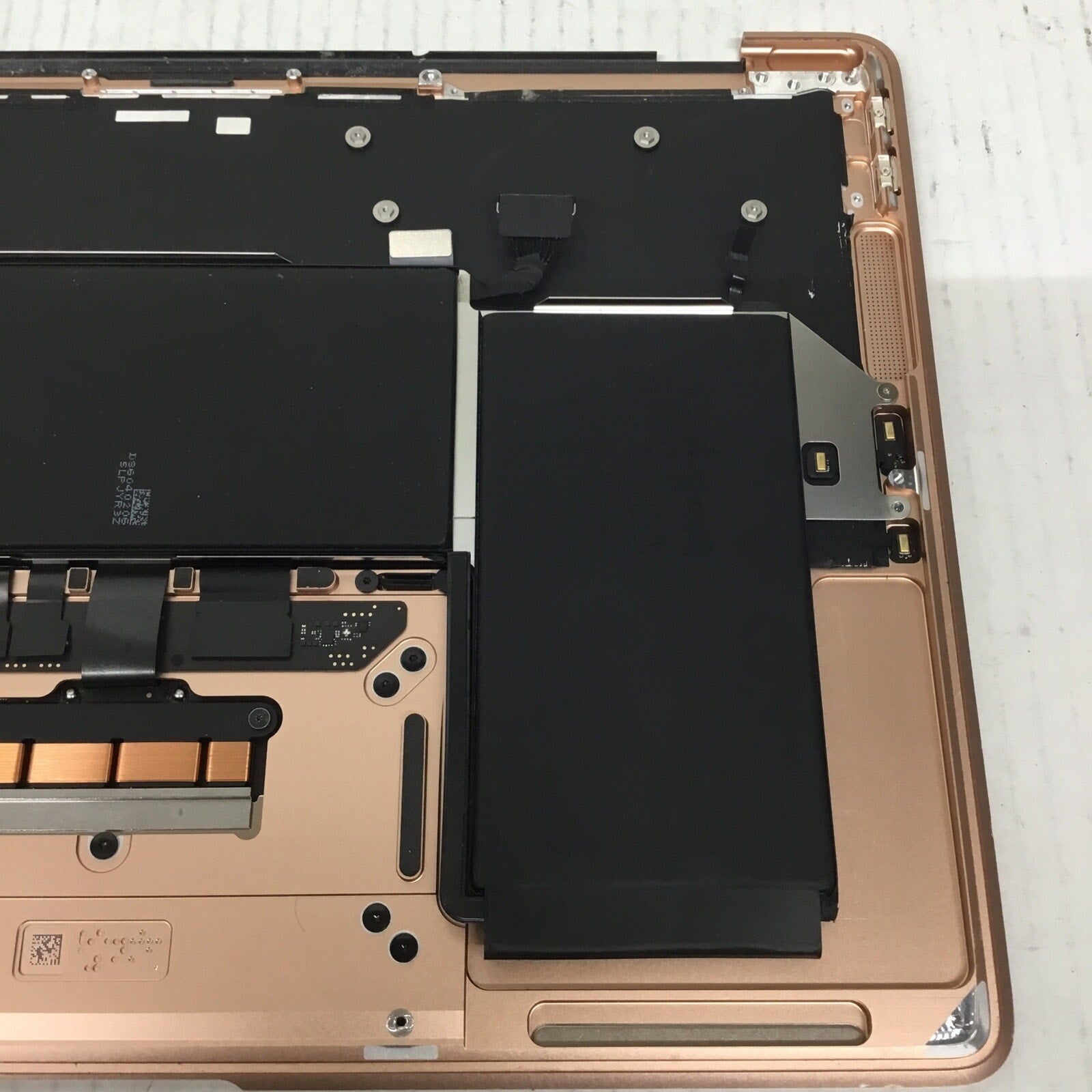 GENUINE Top case Keyboard Palm Rest Rose Gold MacBook Air 13" A2337 2020 READ