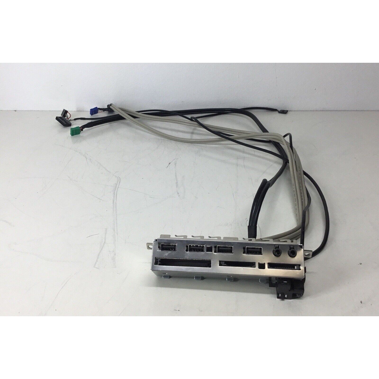 Asus Card Reader Front Port Board Panel w/ Cables 04G540005900DP