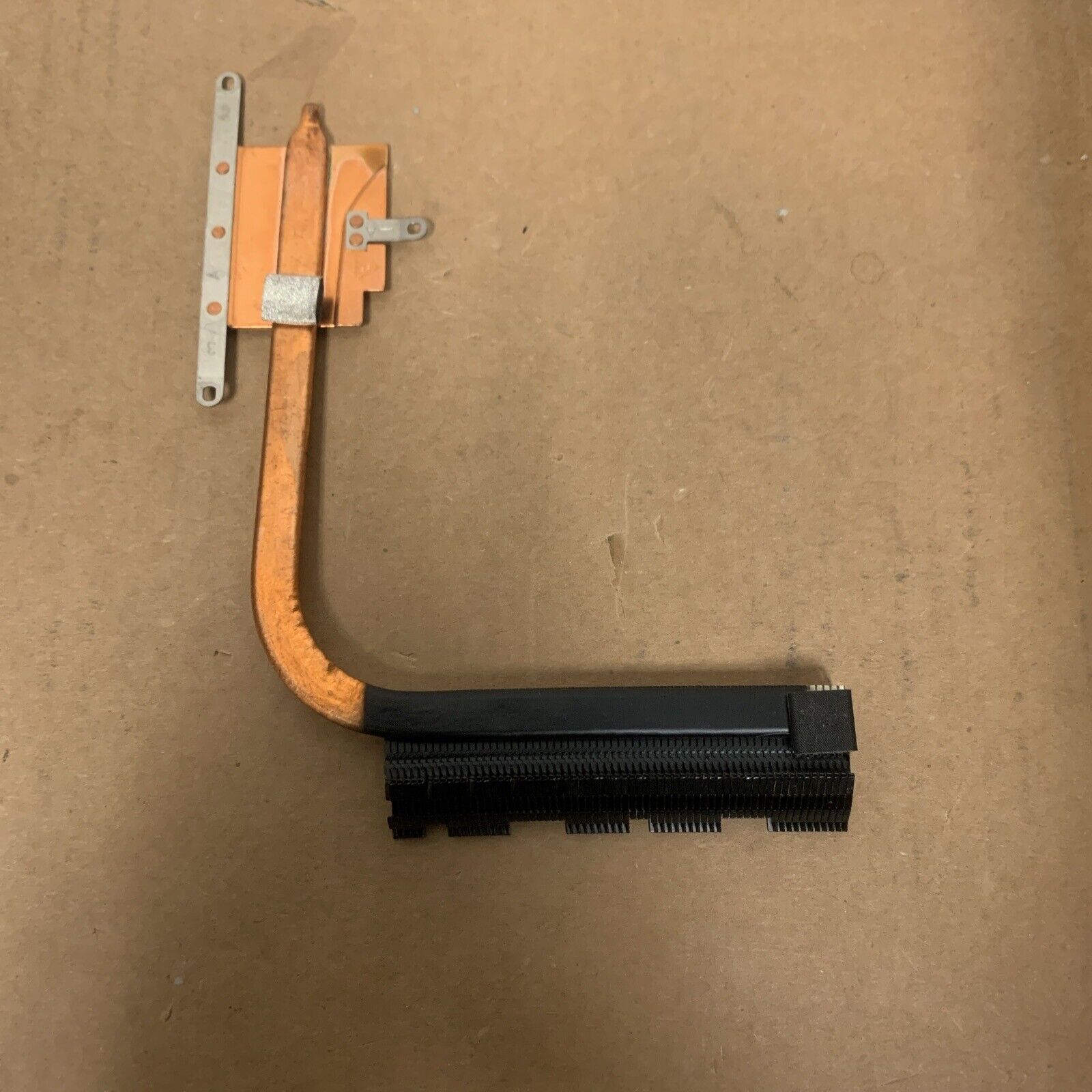 Lenovo Ideapad 500 500-15ACZ Genuine CPU Cooling Heatsink AT1CE0020R0