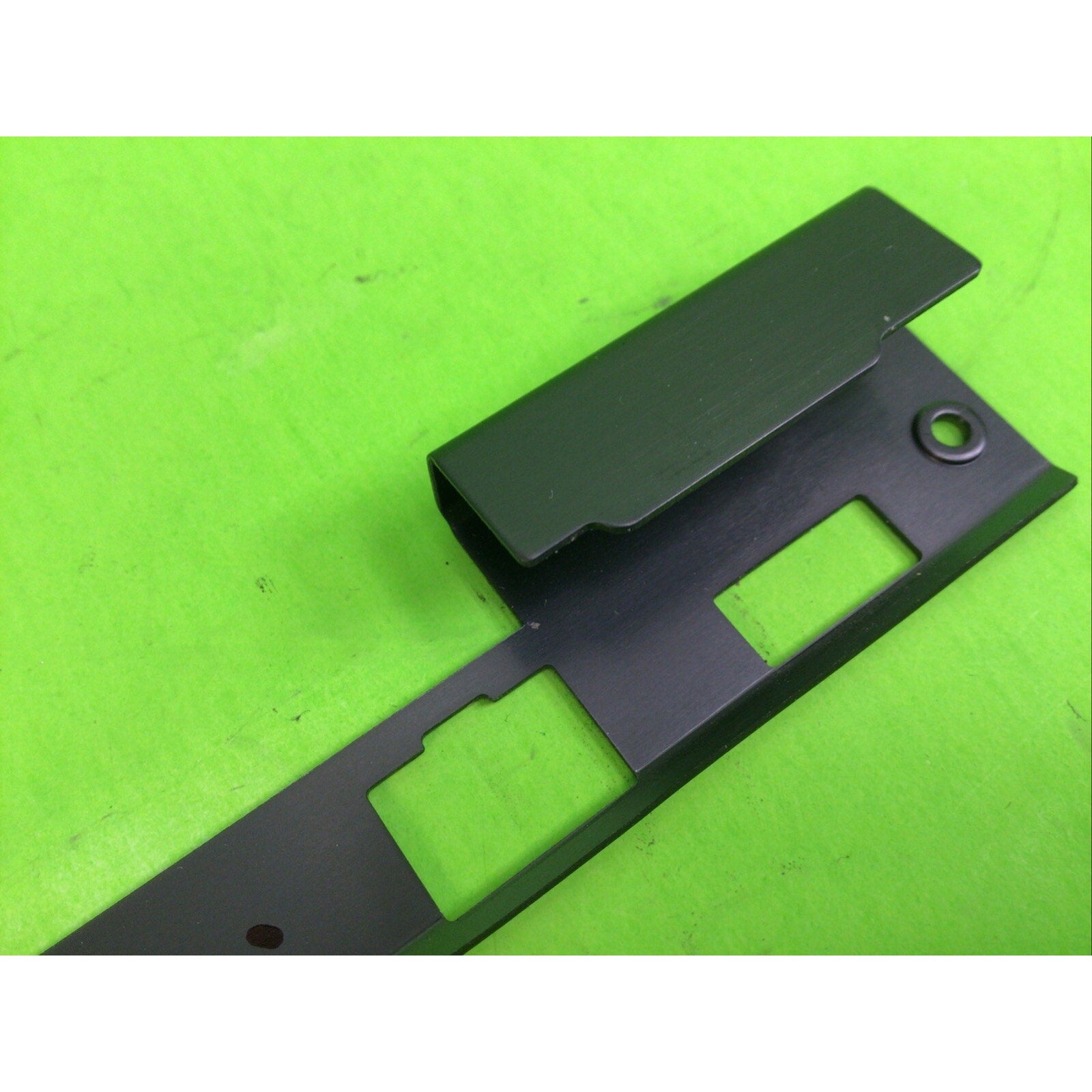 Dell Latitude E6540 Laptop Display Hinges Cap/Cover 07VP40 CN-07VP40