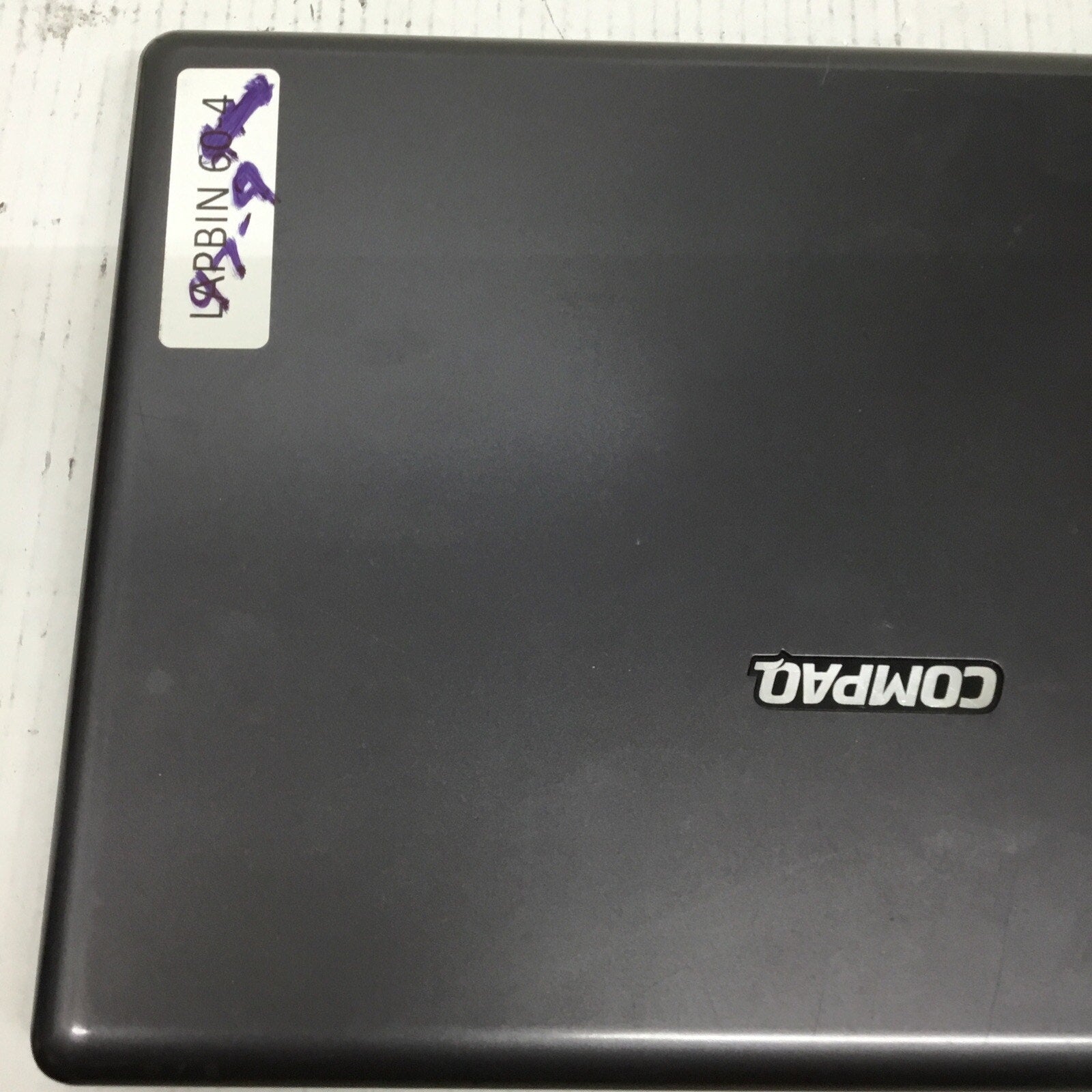 HP COMPAQ V6000 LAPTOP NOTEBOOK For Parts READ DESC