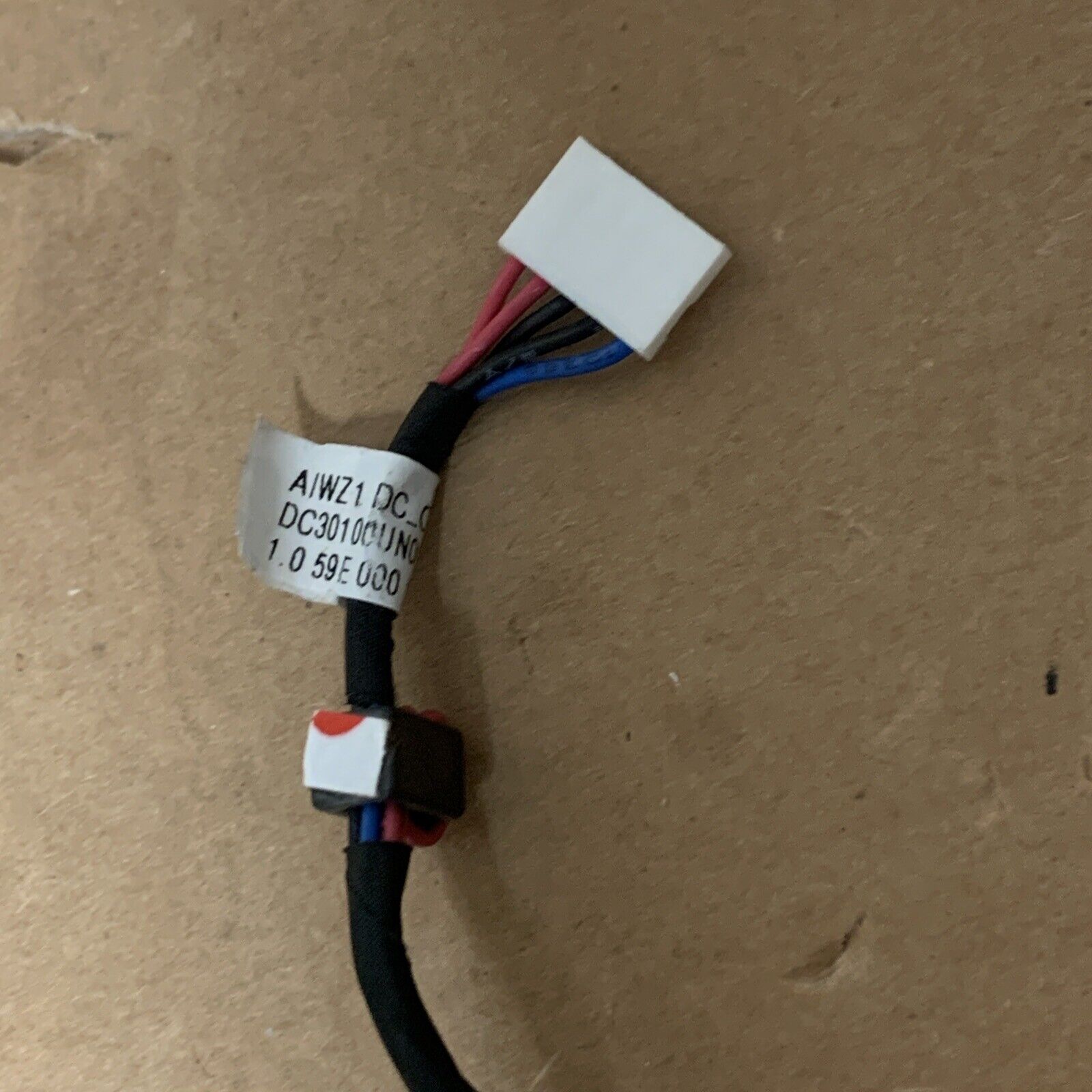 Lenovo Z51-70 DC IN POWER JACK CABLE AIWZ1 DC30100UN00