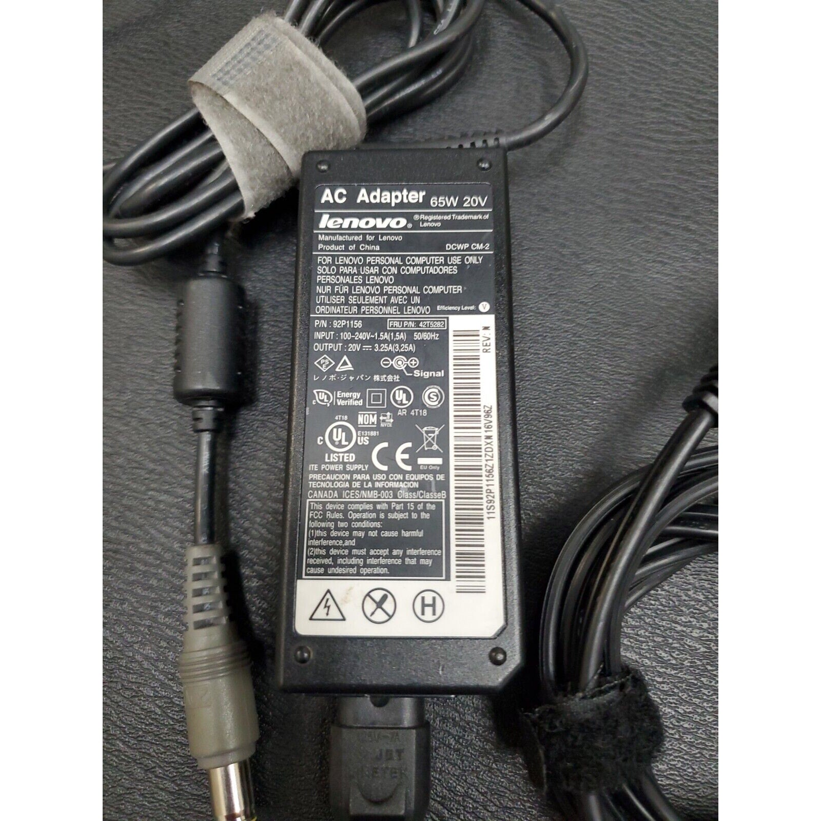 Lenovo AC Adapter 92P1156 42T5282 65W 20V