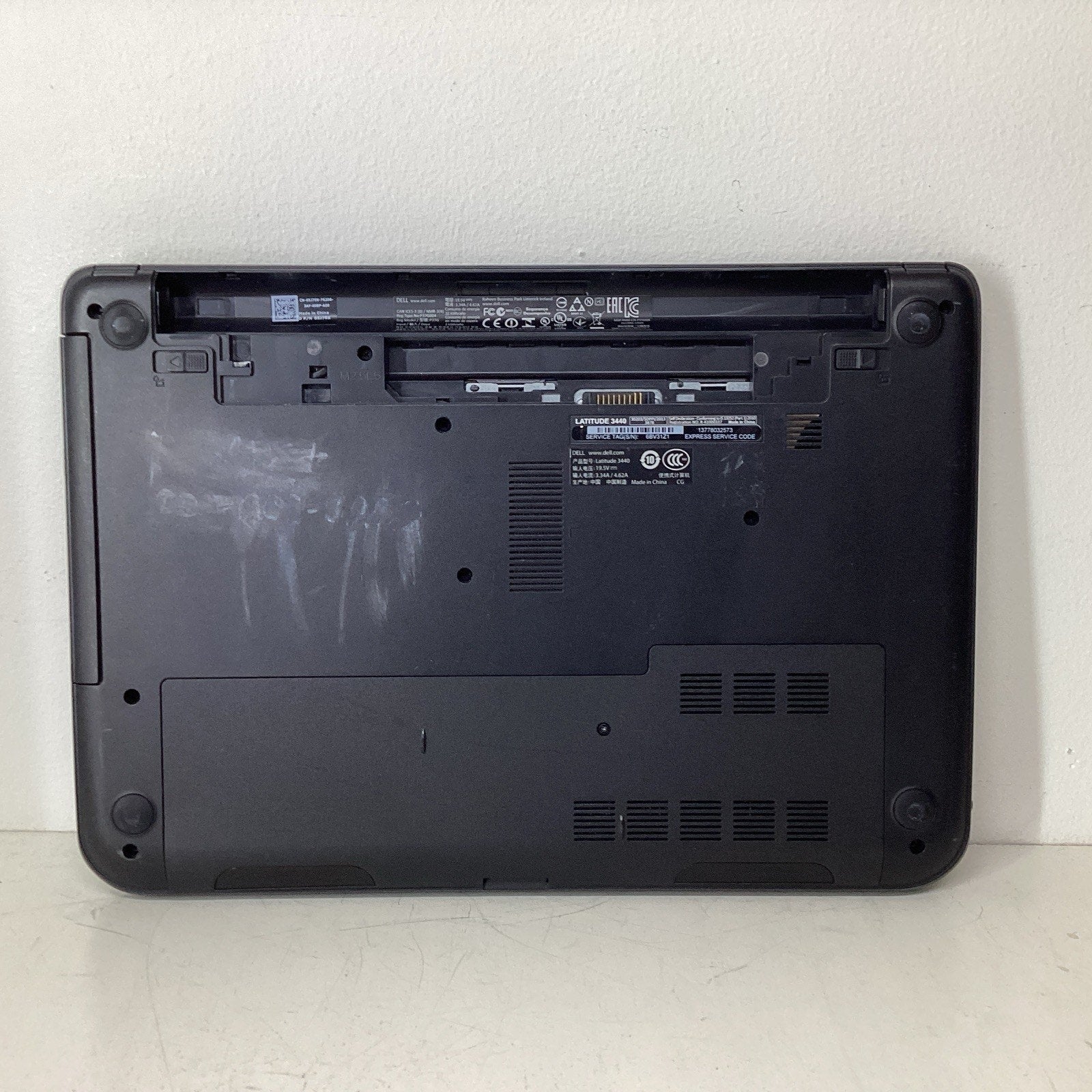 Dell Latitude 3440 14" Laptop 4GB RAM 250GB SSD No Battery - For Parts