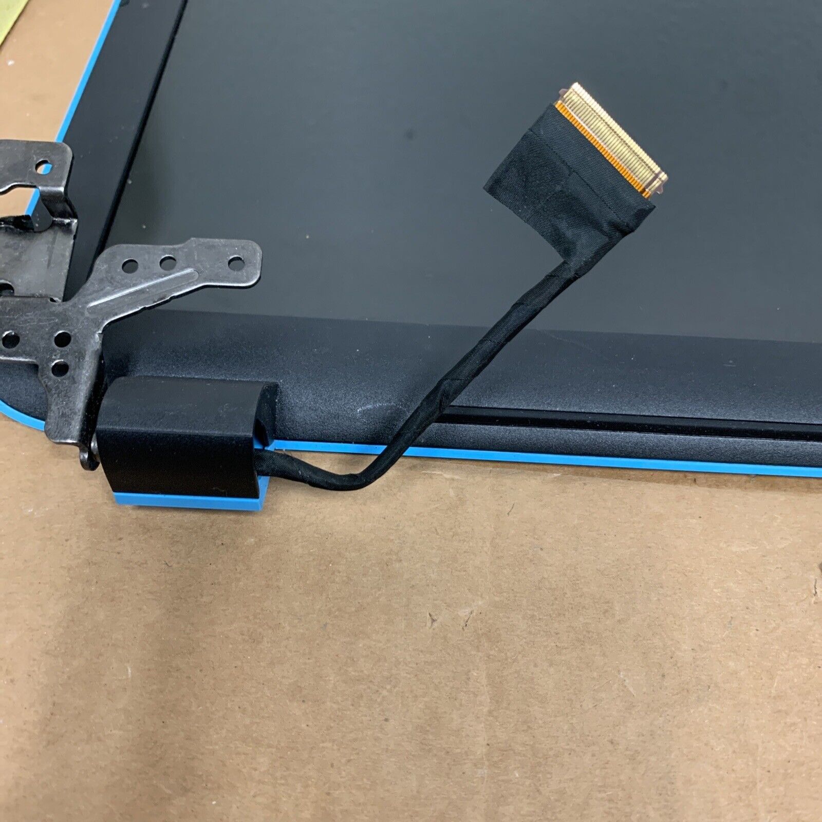 HP PAVILION 17-F028NR 17.3" WXGA++ LAPTOP LED LCD SCREEN Assembly - BLUE Color