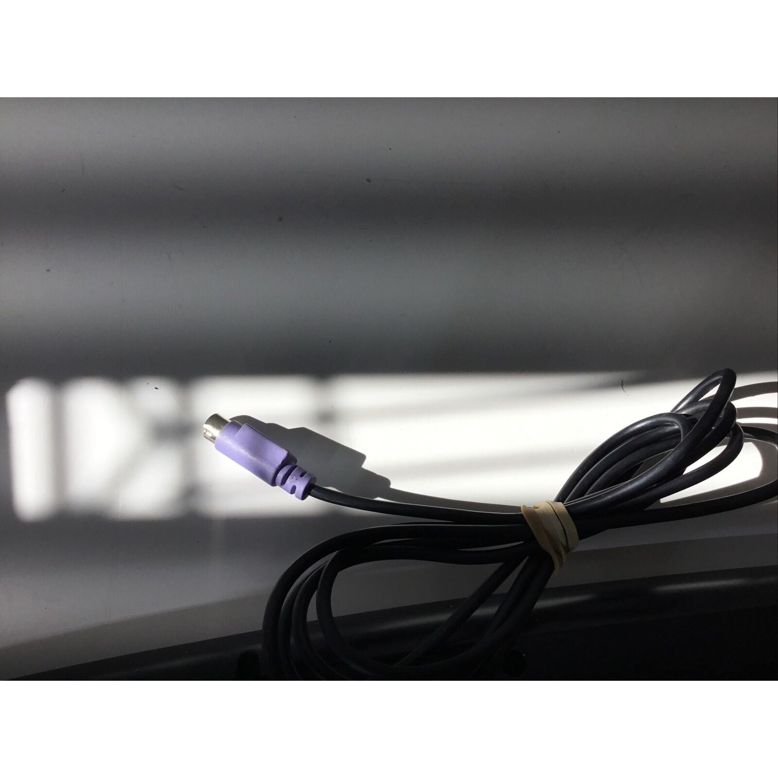 PS/2 Full Sized Keyboard Logitech Y-SAP76 Deluxe 250 QWERTY