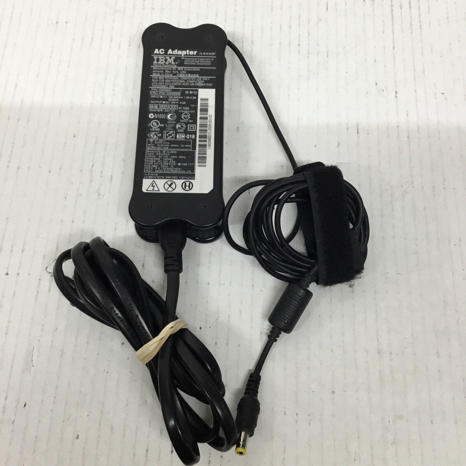 Genuine Lenovo IBM 02K6665 02K6669 02K6677 AC/DC Adapter 16V 4.5A 72W Charger