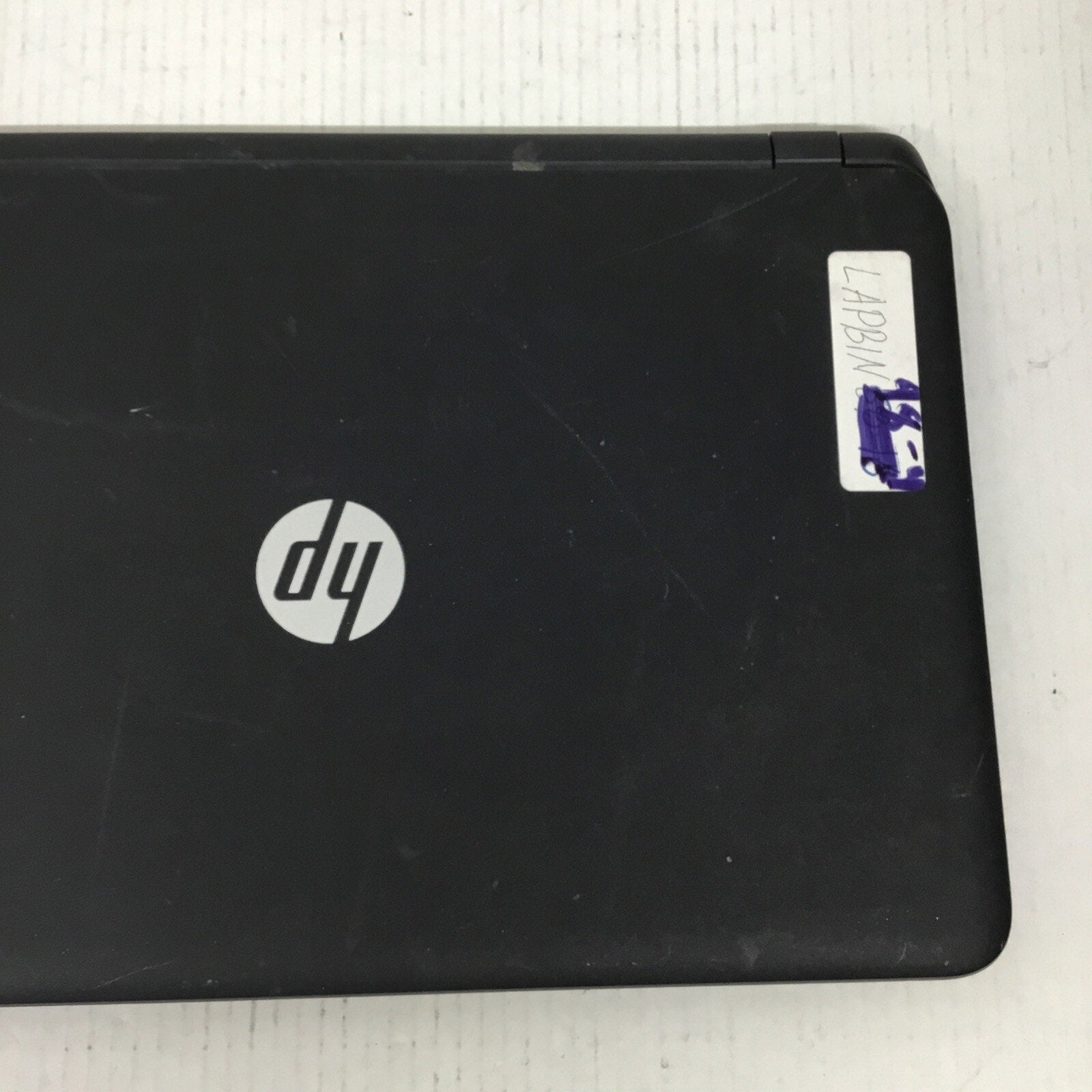 HP 15-F222WM Windows 10 Home 15.6 Inch Intel Pentium N3710 4GB DDR3 Touchscreen