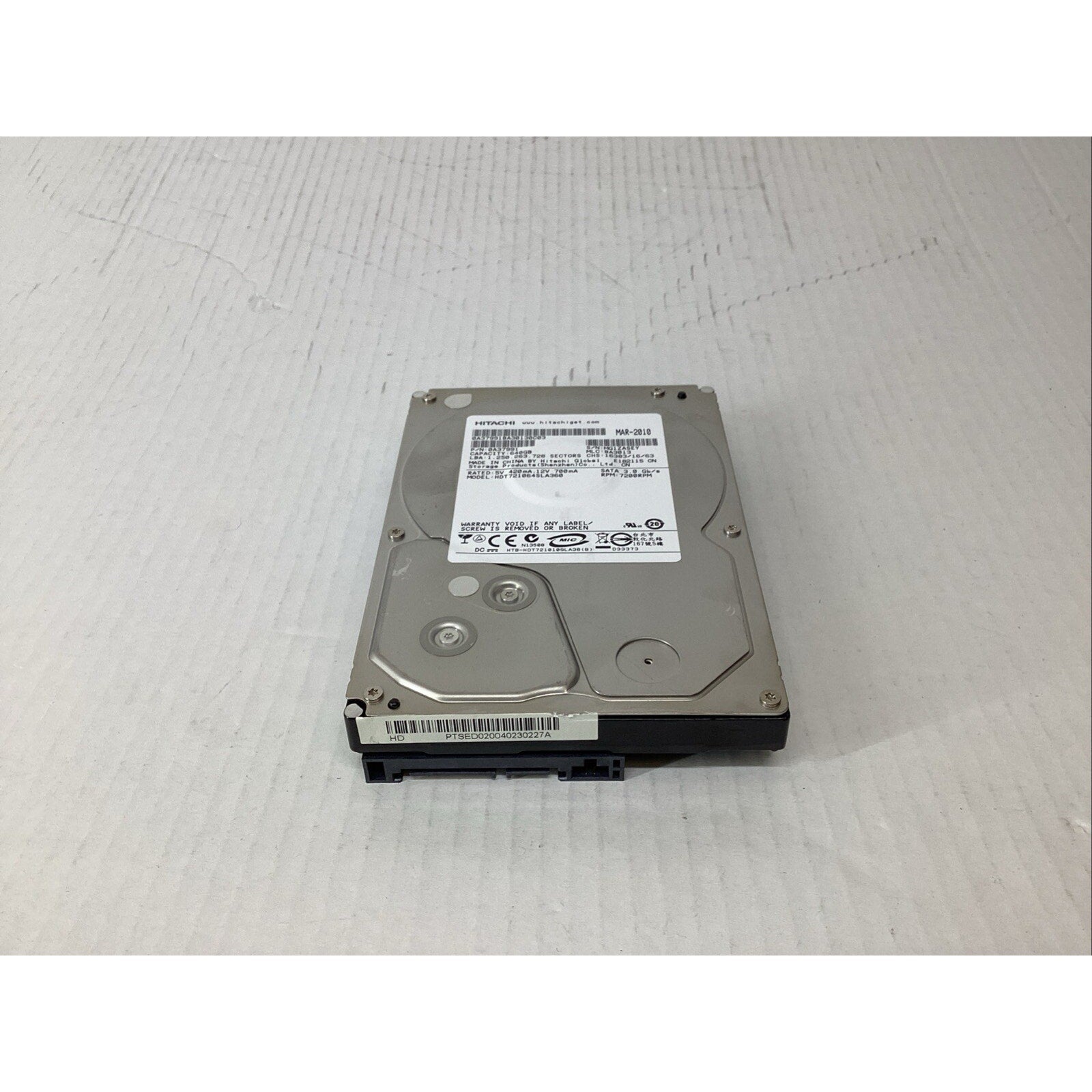 Hitachi 0A37991 HDT721064SLA360 640GB 7.2K RPM 16MB Cache 3Gbps SATA 3.5" HDD