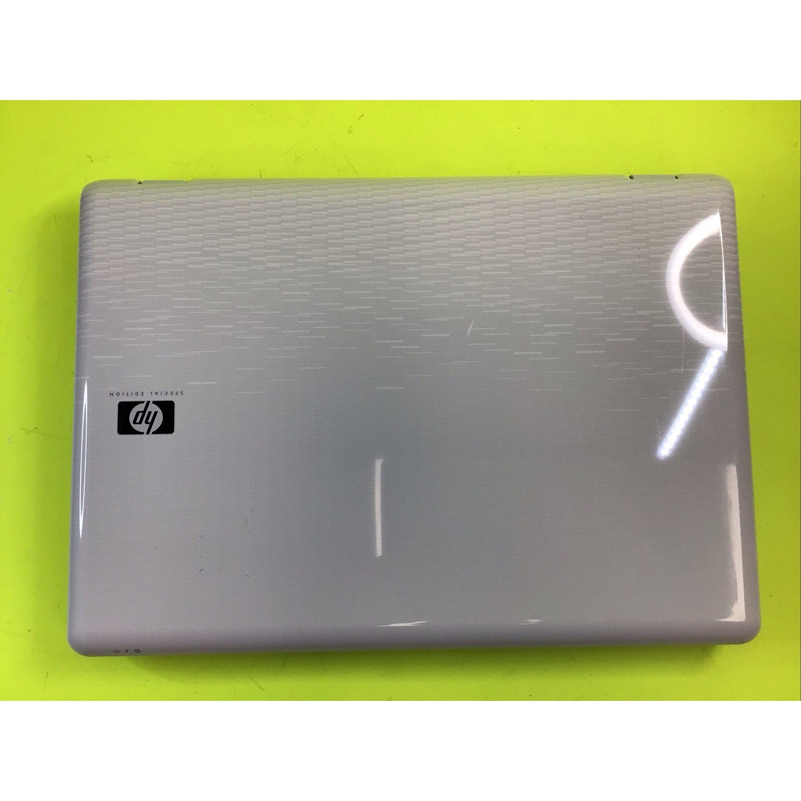 Rare HP Pavilion DV6700 Special Edition 15.4" FOR PARTS or REPAIR