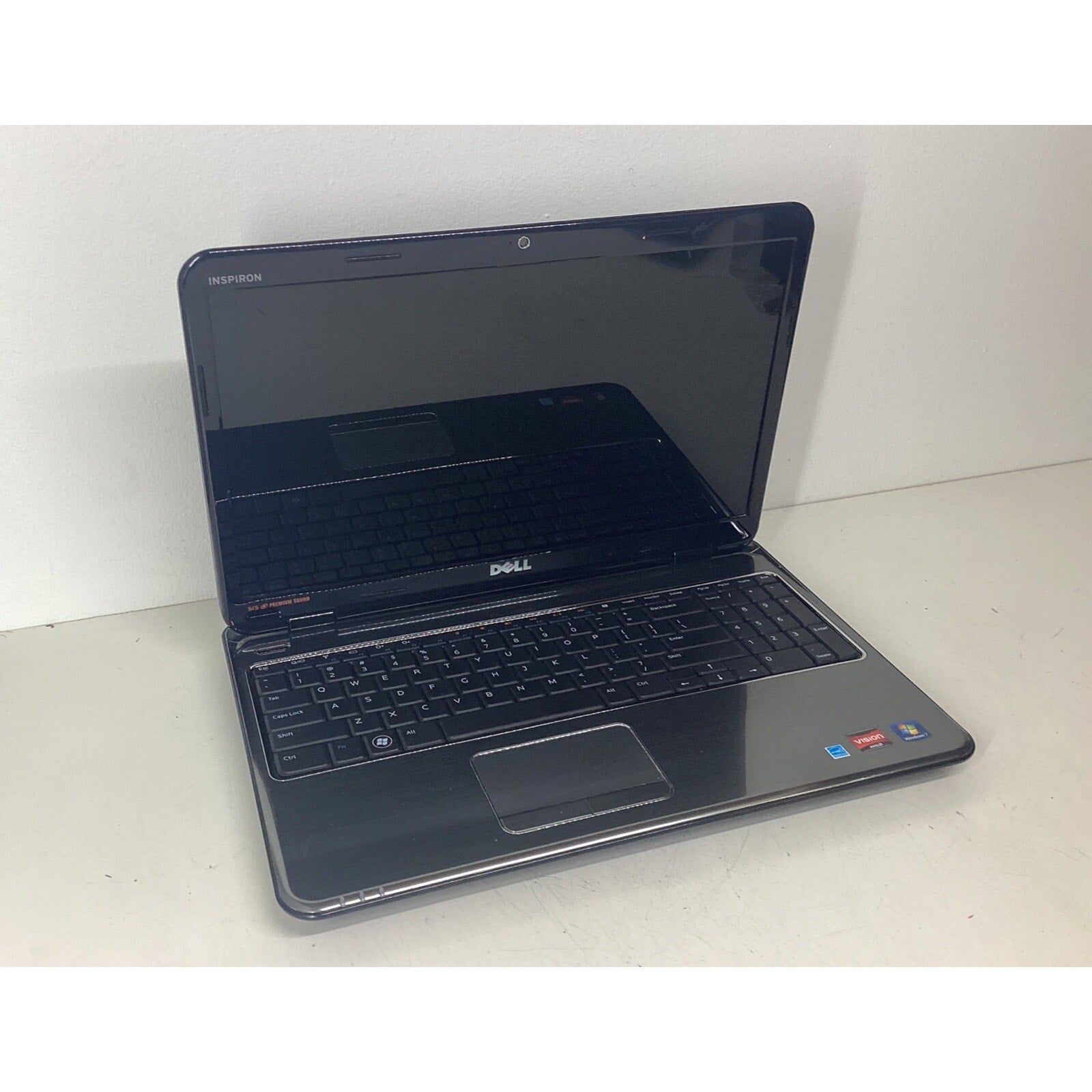 Dell Inspiron M5010 Laptop AMD Vision P10F 3GB RAM No Battery - Parts Only