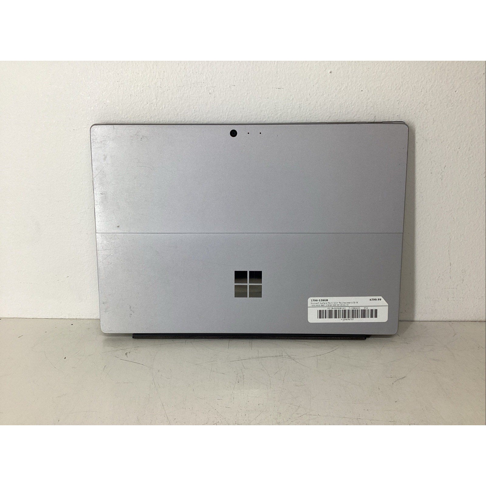 Microsoft Surface Pro 1796 12.3" i5-7300U 4GB RAM 128GB SSD Win 10 Pro (READ)