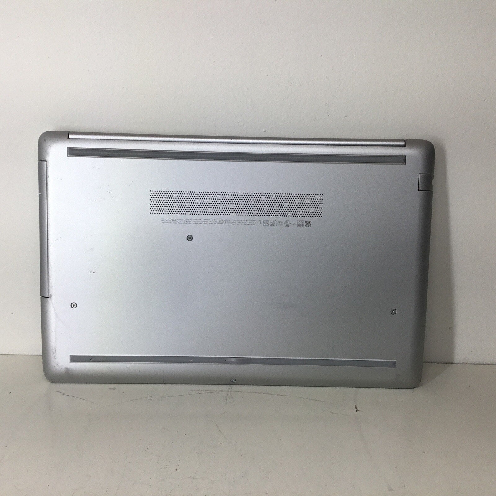 HP 15-da0012dx 15.6" Laptop 8GB RAM No HDD Intel Core i3 8th Gen - For Parts