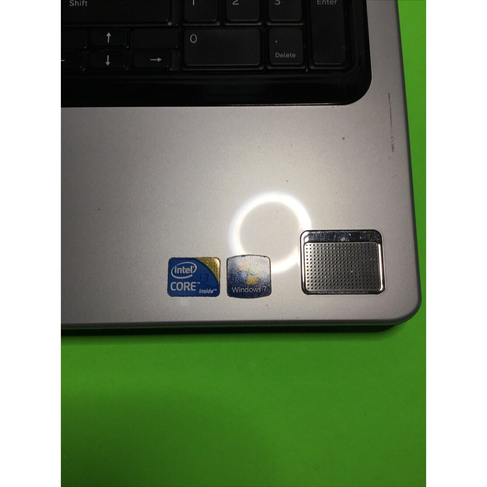 Dell Studio P02E Intel i5 M330 No HDD No OS 4GB RAM