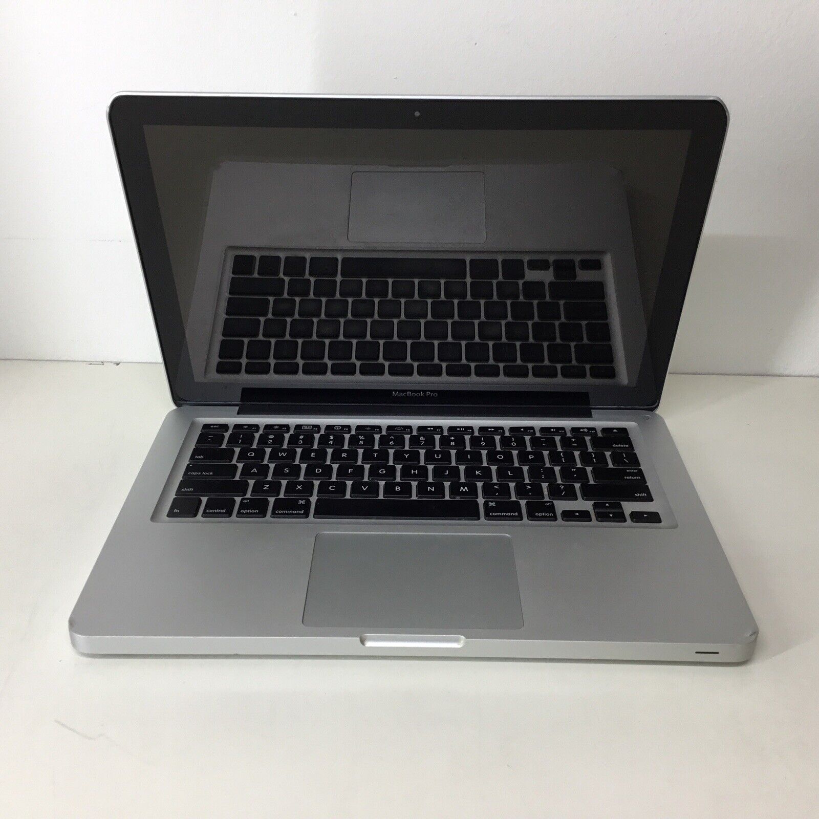 Apple MacBook Pro 13" A1278 Early 2011 Core i5 2.3GHz 4GB 320GB HDD - For Parts
