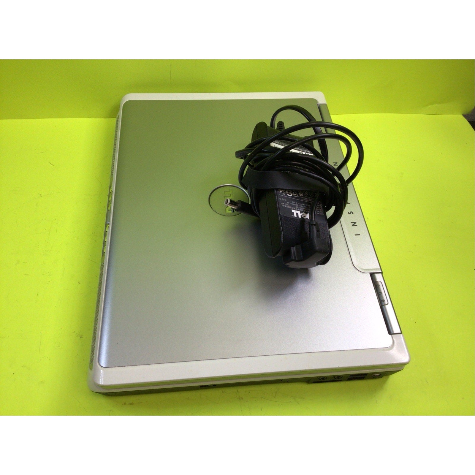 Vintage Dell Inspiron 6000 XP Pro Pentium M 2GB RAM 40GB HDD Win 98 Compatible