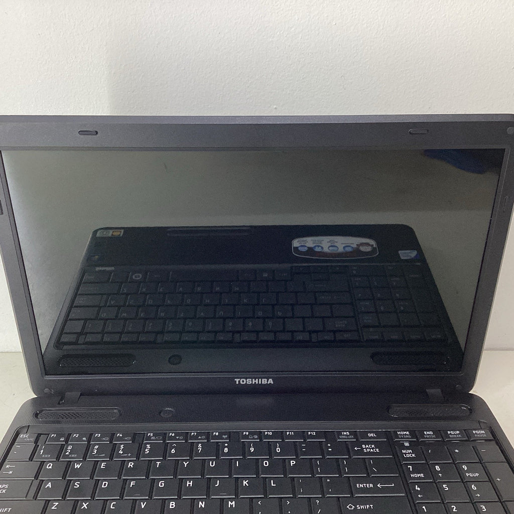 Toshiba Satellite C655-S5082 15.6" Intel Celeron 2.2GHz 2GB RAM No HDD-For Parts