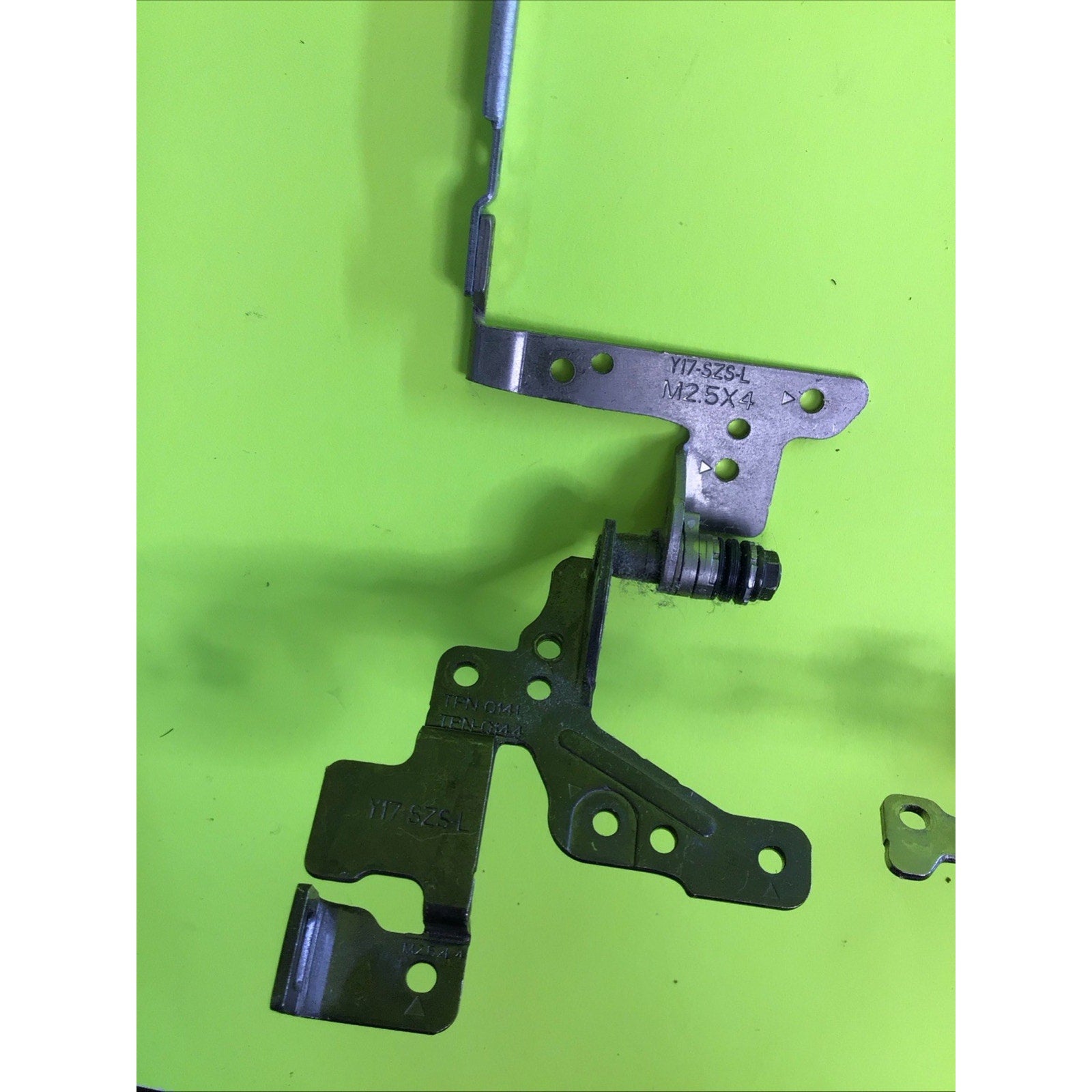 HP Pavilion Dv7 Hinges Y17-SZS-R + Y17-SZS-L