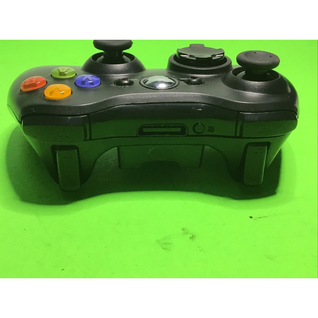 Microsoft 1708 Xbox One Controller and Xbox 360 Controller FOR PARTS or REPAIR