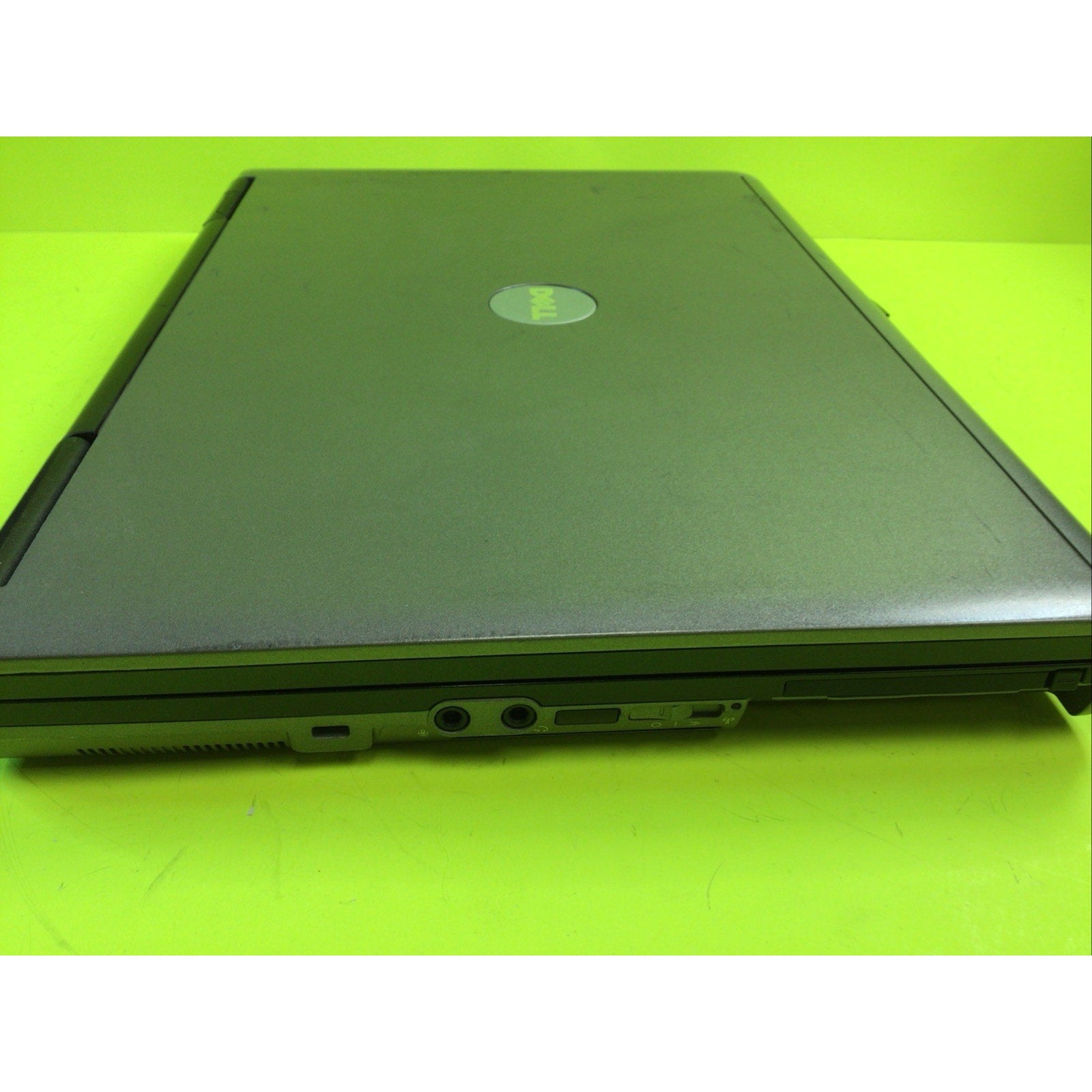 Dell Latitude D620 Intel Core 2 Duo 2.00 GHz FOR PARTS or REPAIR